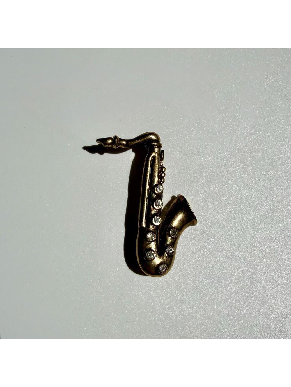 Vintage Saxophone Brooch Rhinestone Gold Tone
